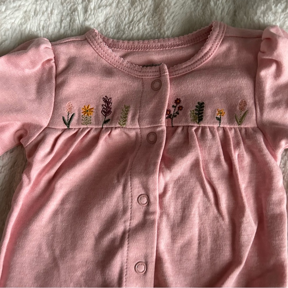 NWT 3 month girl sleep & play outfit with embroidered flowers